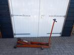 Aangeboden zeer degelijke grote krik., Auto diversen, Krikken, Ophalen, Zo goed als nieuw, Hydraulisch, Garagekrik
