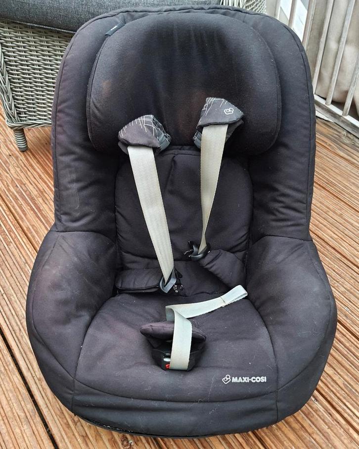 Maxicosi Pearl met Familyfix Base, Kinderen en Baby's, Autostoeltjes, Gebruikt, Maxi-Cosi, 0 t/m 18 kg, Isofix, Slaapstand, Zijbescherming