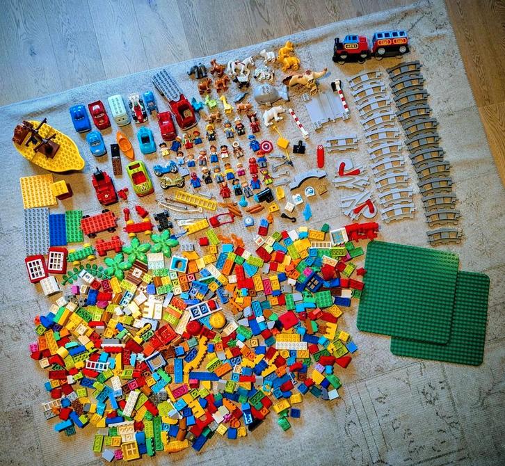 Mega partij duplo, meerdere sets inclusief treinset, Kinderen en Baby's, Speelgoed | Duplo en Lego, Zo goed als nieuw, Duplo, Ophalen