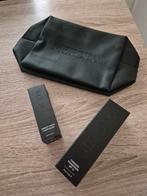 Meroda foundation & blush & make-up tasje, Ophalen of Verzenden, Nieuw, Roze, Gehele gezicht