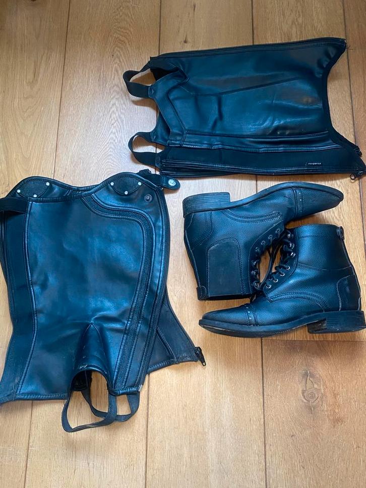 Paardrijlaarzen maat 39 + 2 paar chaps, Dieren en Toebehoren, Paardrijkleding, Zo goed als nieuw, Schoeisel, Overige soorten, Ophalen of Verzenden