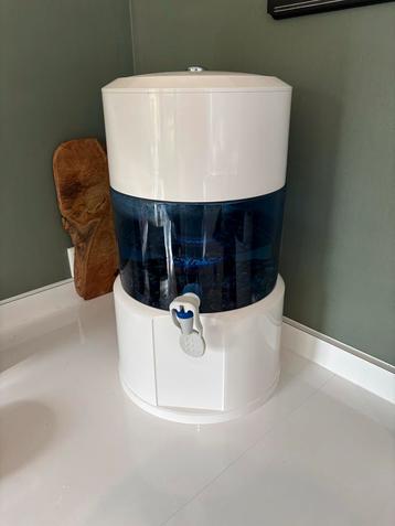 Aqualine Waterfilter 18 Liter wegens emigratie te koop beschikbaar voor biedingen