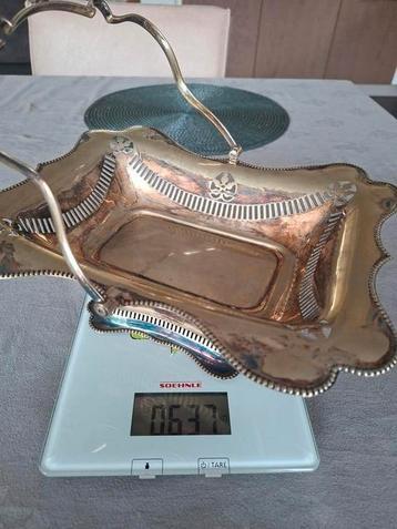 822 epns verzilverde schaal voor bonbons of fruit. 636 gram. beschikbaar voor biedingen