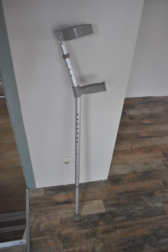 loopkruk, verstelbaar, Diversen, Loopkrukken, Gebruikt, In hoogte verstelbaar, Ophalen