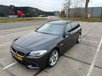 BMW 5-Serie 535I Touring Xdrive 2012, Automaat, Zwart, Parkeerassistent, 2000 kg