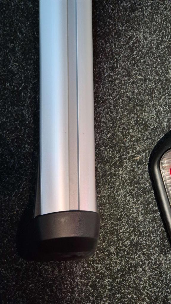 Originele dakdragers BMW X7 (G07) met dakrailing, Auto diversen, Dakdragers, Gebruikt, Ophalen of Verzenden