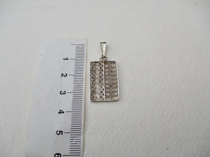 Zilveren filigrain hanger rechthoek model echt zilver, Sieraden, Tassen en Uiterlijk, Kettinghangers, Zo goed als nieuw, Zilver