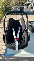 Maxi cosi pebble met familyfix base, Ophalen, Gebruikt, Isofix, 0 t/m 13 kg