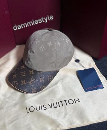 Louis Vuitton pet | ALLE MATEN |️️️️❗️NIEUW️️️️️❗️ beschikbaar voor biedingen