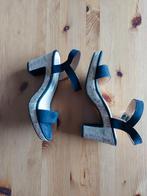 Damesschoenen met hak, Kleding | Dames, Schoenen, Ophalen of Verzenden, Nieuw, Zwart