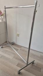 KLEDINGREKKEN GEZOCHT VOOR KINDERKLEDINGBANK, Kleding | Dames, Kledingrekken, Ophalen, Gebruikt