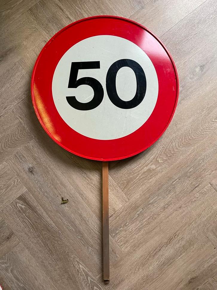Oud Verkeersbord 50 km/u, Verzamelen, Merken en Reclamevoorwerpen, Gebruikt, Reclamebord, Ophalen