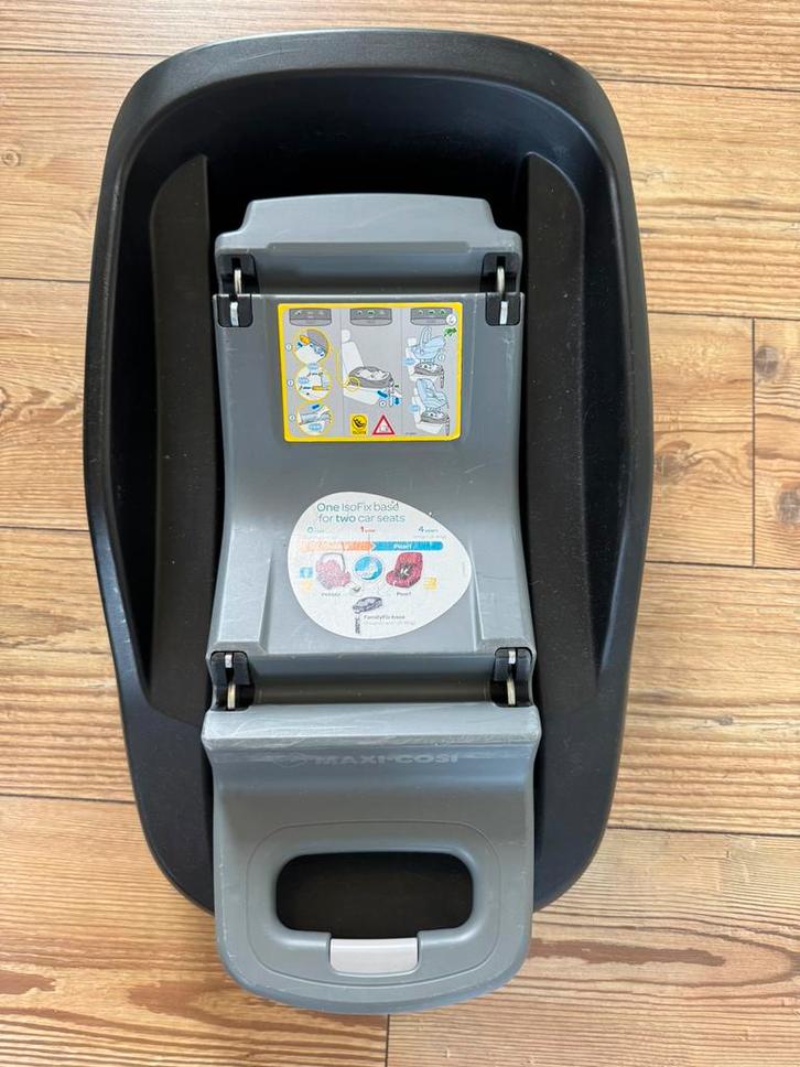Maxicosi isofix base, Kinderen en Baby's, Autostoeltjes, Gebruikt, Maxi-Cosi, 9 t/m 18 kg, Isofix, Slaapstand, Ophalen