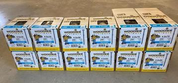 6 dozen Woodies verschillende maten beschikbaar voor biedingen