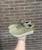 Nike Air Max 1 Premium Olive Canvas Suede, Kleding | Heren, Overige kleuren, Nike, Ophalen of Verzenden, Sneakers of Gympen