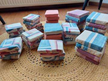 Stoffen bouwblokken beschikbaar voor biedingen