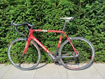Racefiets carbon argon 18 KR36 fulcrum racing 3 rood beschikbaar voor biedingen