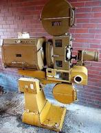 Vintage bioscoop projector bell&Howell Gaumont-Kalee project, Ophalen, Info@filmprojector.nl, Salvaged, Projector