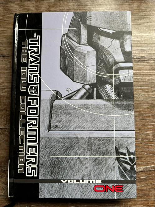 Transformers The IDW collection, phase one, volume one, Boeken, Strips | Comics, Zo goed als nieuw, Ophalen of Verzenden