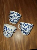 3 grote Ikea Koppen - Nieuwstaat! Blauw wit., Keramiek, Ophalen of Verzenden, Zo goed als nieuw, Overige stijlen