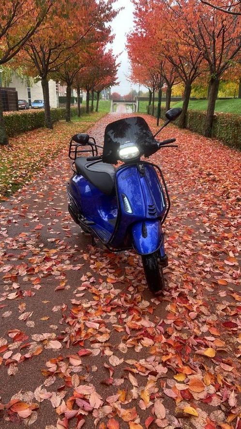 Vespa Sprint Blauw, Fietsen en Brommers, Scooters | Vespa, Zo goed als nieuw, Overige modellen, Maximaal 45 km/u, Ophalen
