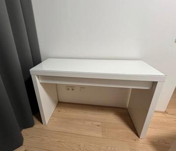 IKEA malm toilettafel met glasplaat + stoel - afbeelding 5