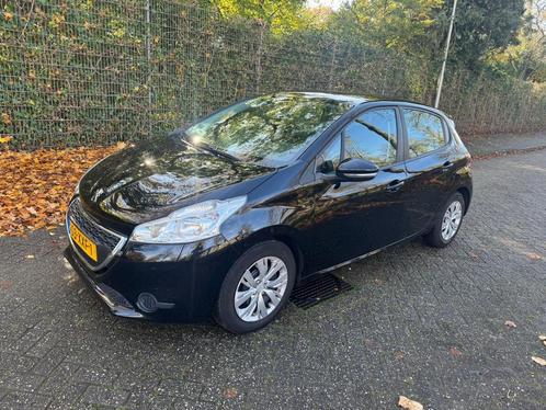 Peugeot 208 1.2 VTi 82PK 5D (102g) 2012 Zwart, Auto's, Peugeot, Particulier, Airbags, Airconditioning, Bluetooth, Centrale vergrendeling