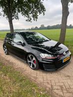 Volkswagen Golf 7 GTI 2.0 TSI 162KW 5D DSG 2014 Zwart, Auto's, 65 €/maand, 4 cilinders, 1984 cc, Zwart