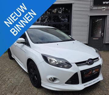 Ford Focus Wagon 1.6 EcoBoost Titanium *ST-PAKKET* beschikbaar voor biedingen