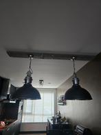 2 Industriële Hanglampen, Huis en Inrichting, Gebruikt, 50 tot 75 cm, Ophalen of Verzenden, Metaal
