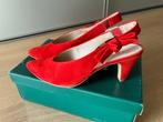 Rood suede Paul Green pumps, Kleding | Dames, Schoenen, Pumps, Verzenden, Zo goed als nieuw, Paul Green