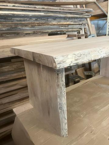 Boomstam tafels op maat mogelijk diverse mogelijkheden beschikbaar voor biedingen