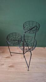 Etagere , planten houder, rek, Ophalen of Verzenden, Zo goed als nieuw