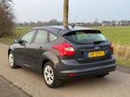 Ford Focus 1.6 TI-VCT Automaat 2013 Apk 02-2026 5Drs, Gebruikt, Zwart, 4 cilinders, Bedrijf