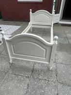 Massief houten bed, Ophalen
