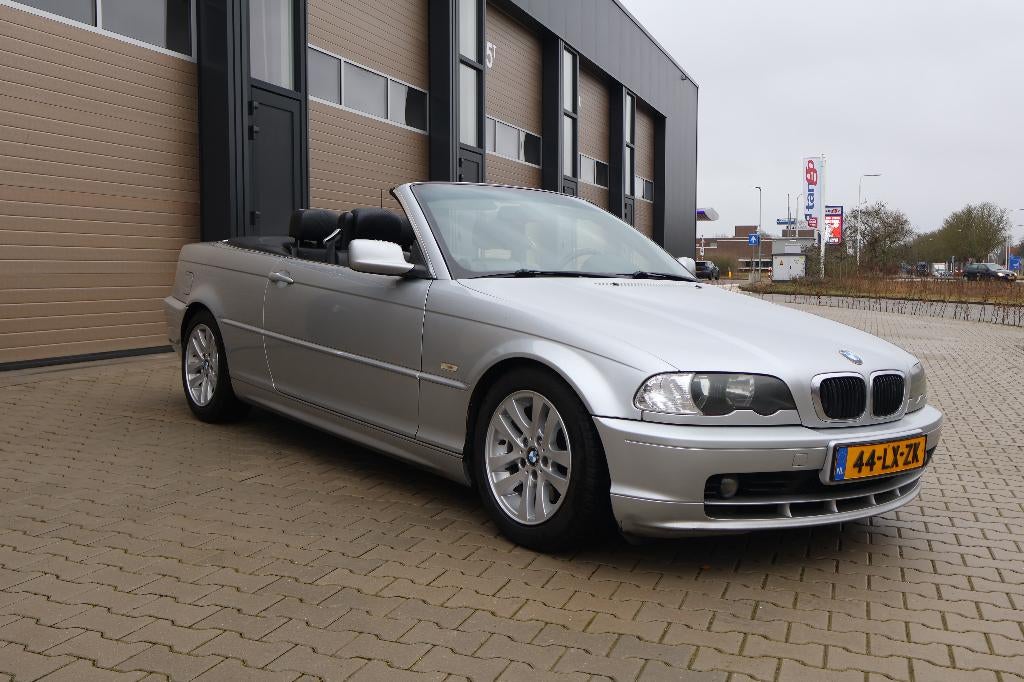 BMW 3-Serie 2.5 CI 323 Cabriolet AUT 2000 Grijs, Auto's, Achterwielaandrijving, Zwart, 2494 cc, Cabriolet