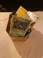 Doos vol oude Pokémon kaarten, Hobby en Vrije tijd, Verzamelkaartspellen | Yu-gi-Oh!, Ophalen of Verzenden, Gebruikt, Meerdere kaarten