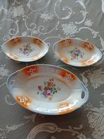 Antieke broodschaal en 2 vleesschaaltjes, Ophalen of Verzenden