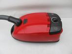 Zeer krachtige 1600 watt Miele stofzuiger rood, Gebruikt, Stofzuiger, 1200 tot 1600 watt, Ophalen