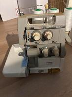 Oude Brother Lockmachine - Model 546D, Hobby en Vrije tijd, Naaimachines en Toebehoren, Ophalen, Gebruikt, Lockmachine, Brother