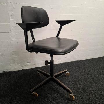 Vintage bureaustoel hoge stoel verstelbaar beschikbaar voor biedingen
