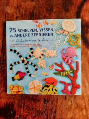 75 schelpen , vissen en andere zeedieren om te haken . Polka beschikbaar voor biedingen
