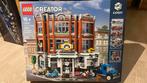 Lego 10264 Corner Garage - NIEUW in doos!, Kinderen en Baby's, Speelgoed | Duplo en Lego, Ophalen of Verzenden, Nieuw, Complete set
