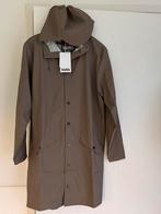 Nieuwe Rains jas long jacket taupe maat L, Caravans en Kamperen, Regenkleding, Ophalen of Verzenden, Nieuw, Regenjas