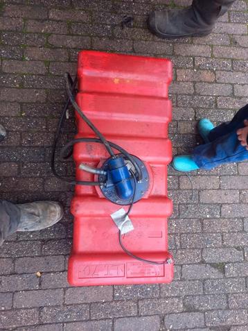 Diesel of benzine tank 70 liter  beschikbaar voor biedingen