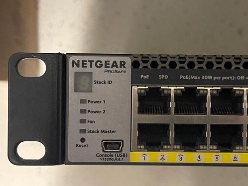 4 x Professionele Netgear ProSafe M4300-52G-PoE+, Computers en Software, Netwerk switches, Gebruikt, Ophalen