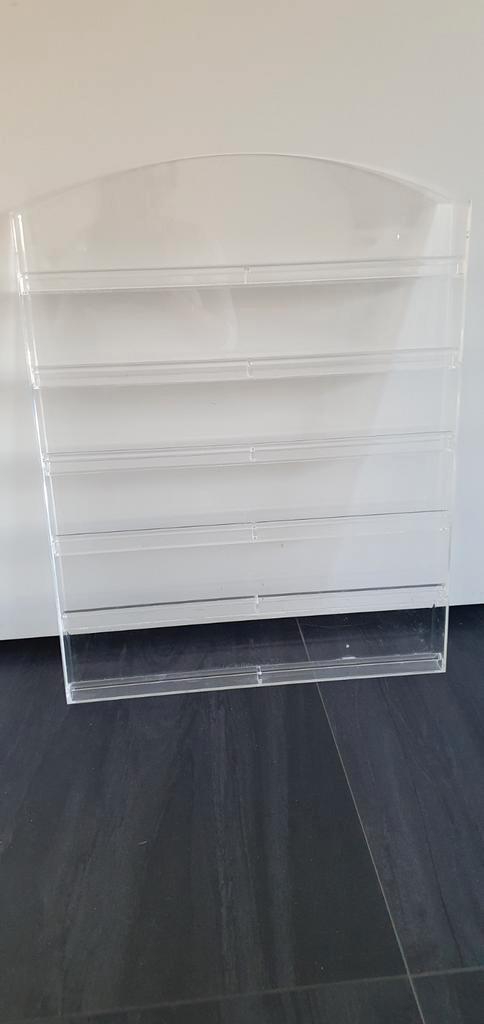 Wand display plexiglass, Huis en Inrichting, Woonaccessoires | Krantenbakken en Lectuurbakken, Gebruikt, Ophalen