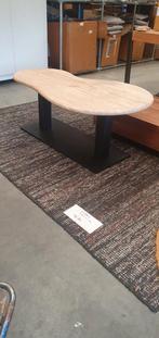 Travertijn salontafel met zwart eiken onderstel, Ophalen, 100 tot 150 cm, Eikenhout, 50 tot 100 cm