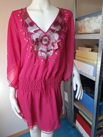 Blouse/tuniek roze/rood watcher mt.m izgs  beschikbaar voor biedingen