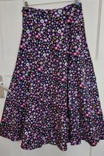 Maxi rok maat M vintage zelfgemaakt, Kleding | Dames, Rokken, Ophalen of Verzenden, Gedragen, Maat 38/40 (M), Onder de knie